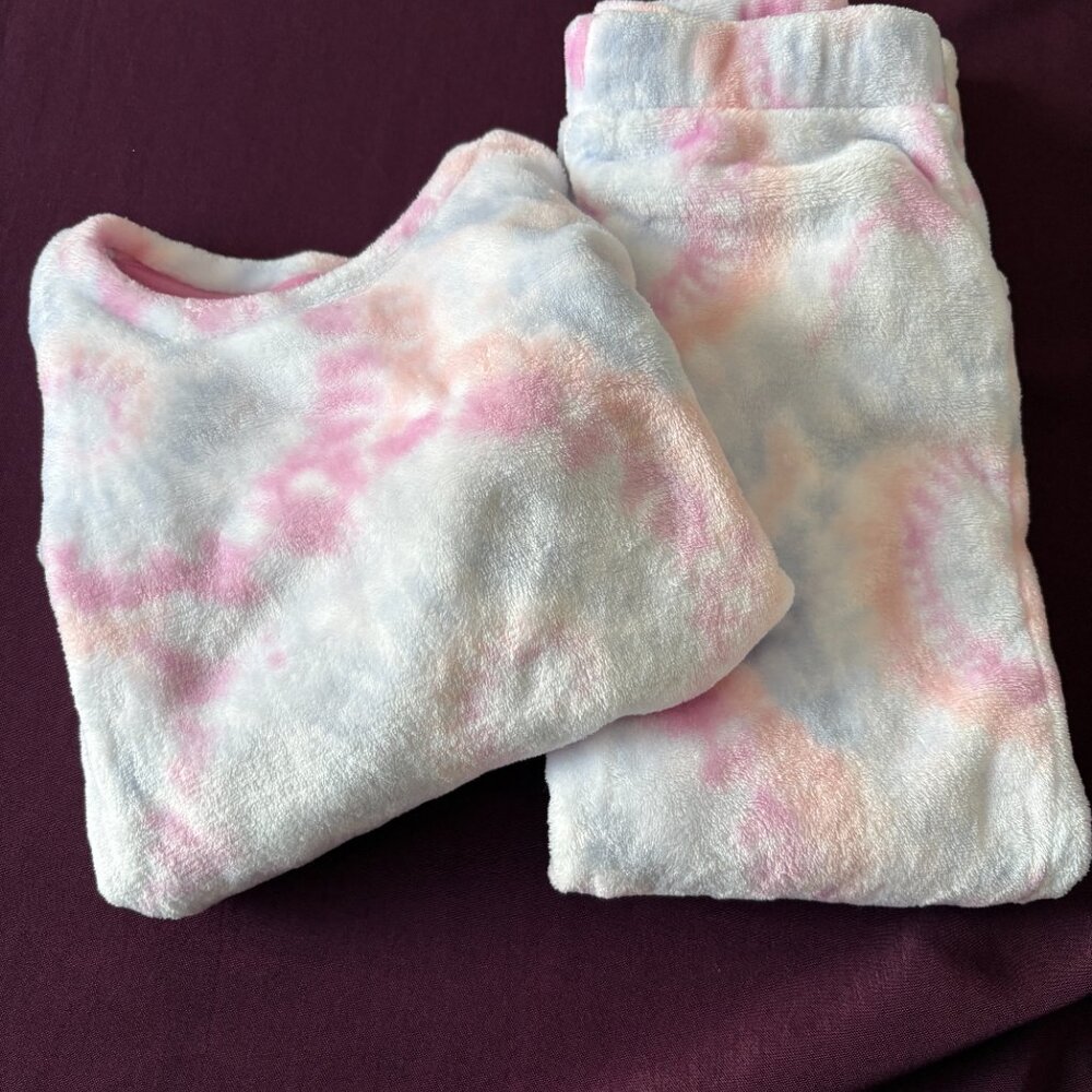 Cuddl Duds 2-Piece Fleece Pajama 7/8 Set – Tie-dye (NWOT)